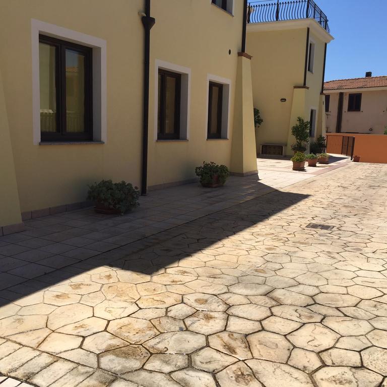 Bertolottu Residence Apartments Tortoli Luaran gambar